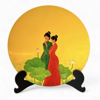 Yellow round lacquer plate hand-painted with girls (  included with stand) 30 cm